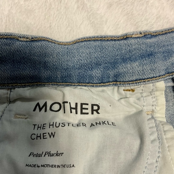 Mother Women's The Hustler Ankle Chew Jean - Picture 5 of 14